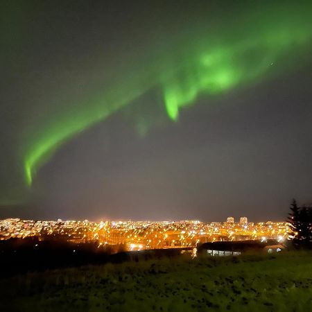 Big Villa Centrally Located In Reykjavík Zewnętrze zdjęcie