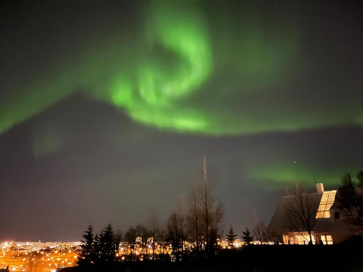 Big Villa Centrally Located In Reykjavík Zewnętrze zdjęcie